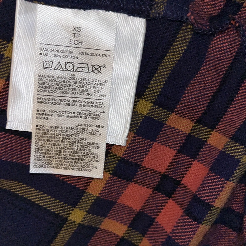 Old Navy flannel - Picture 8 of 8